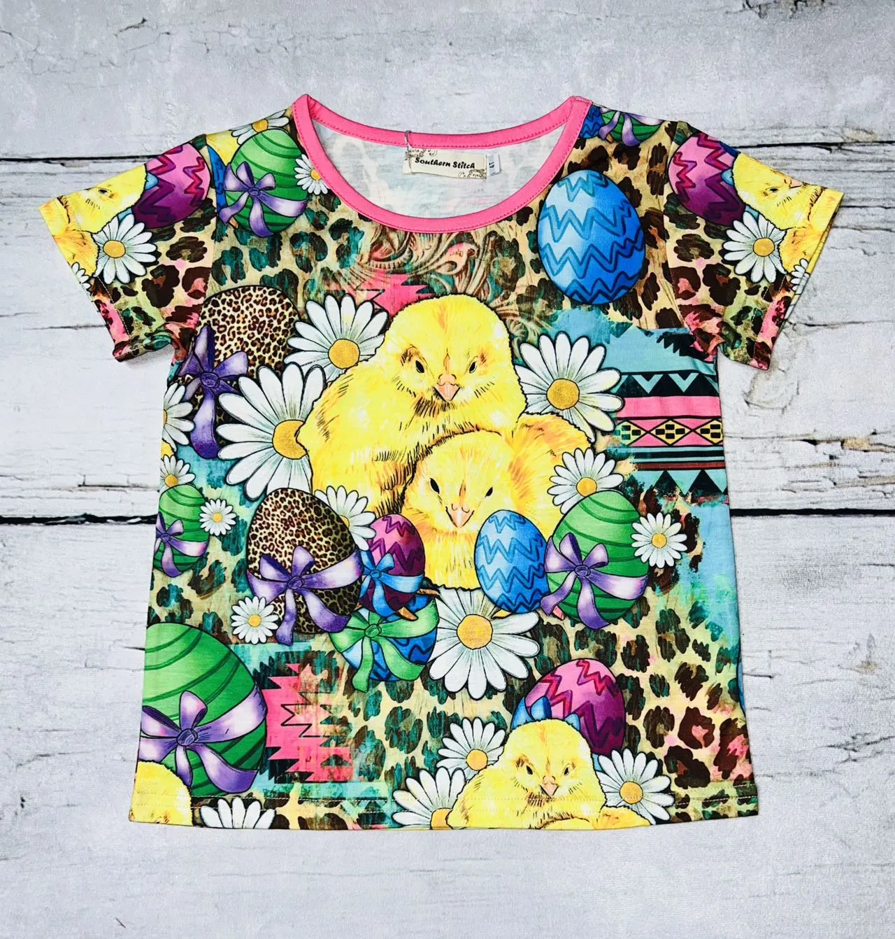 Chicks w/multicolor Easter eggs & daisy's short sleeve t-shirt XCH0660-5H