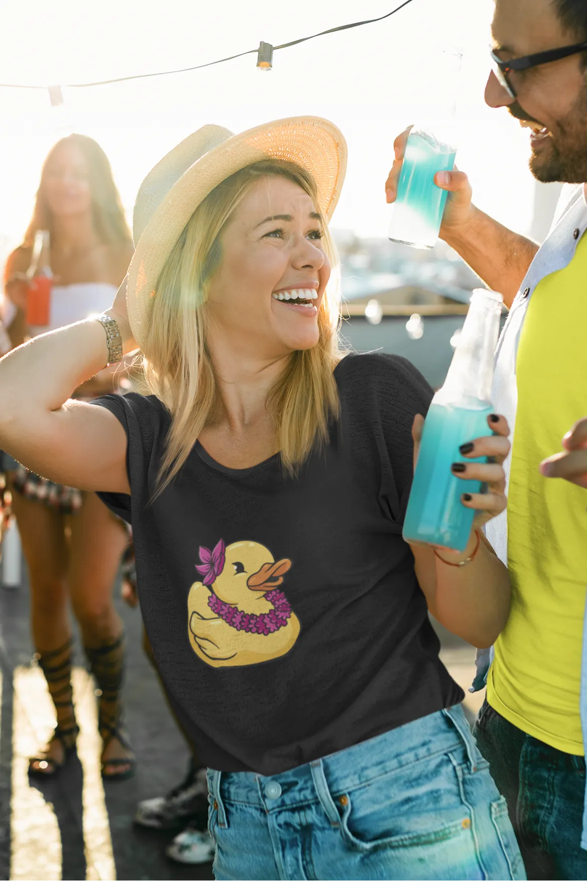 Hawaiian Duck Printed Scoop Neck T-shirt for women