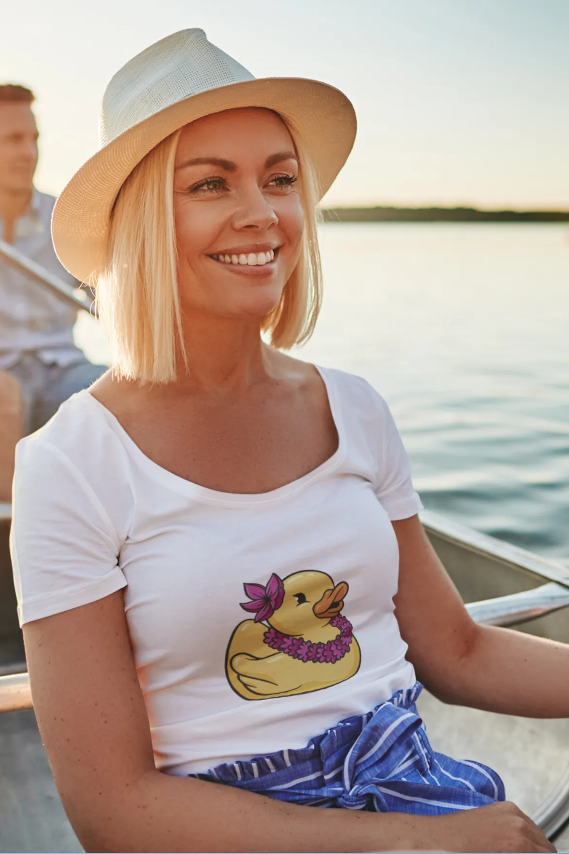 Hawaiian Duck Printed Scoop Neck T-shirt for women