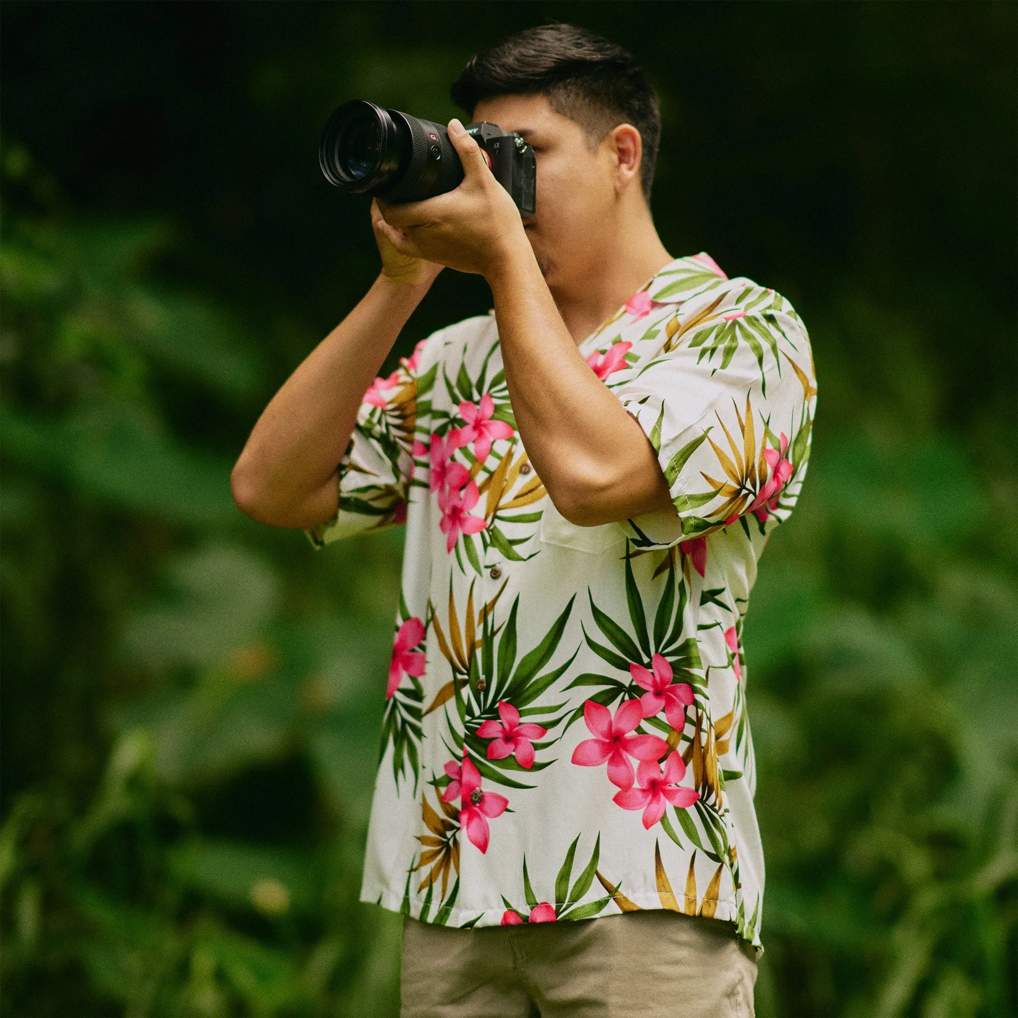 Plumeria Cluster Aloha Shirt