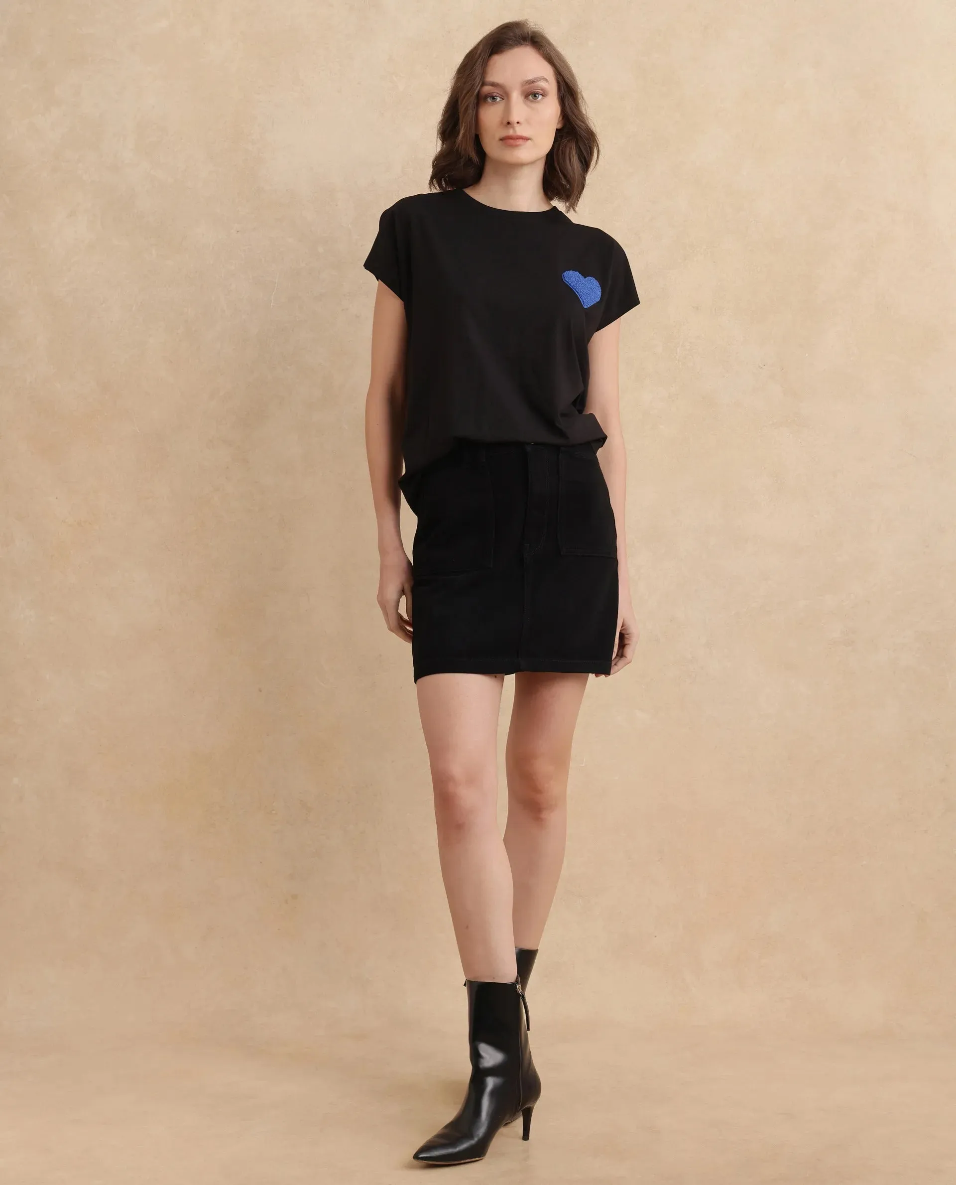 Rareism Women Janori Black Rayon Nylon Fabric Extended Sleeve Collared Neck Regular Fit Plain T-Shirt