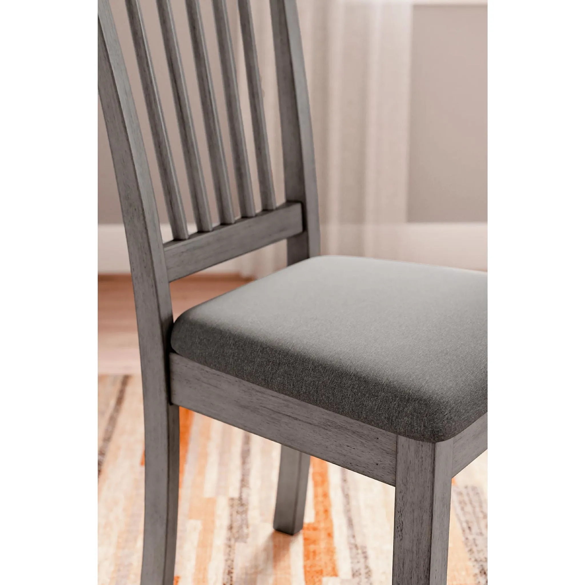 Shullden Dining Set