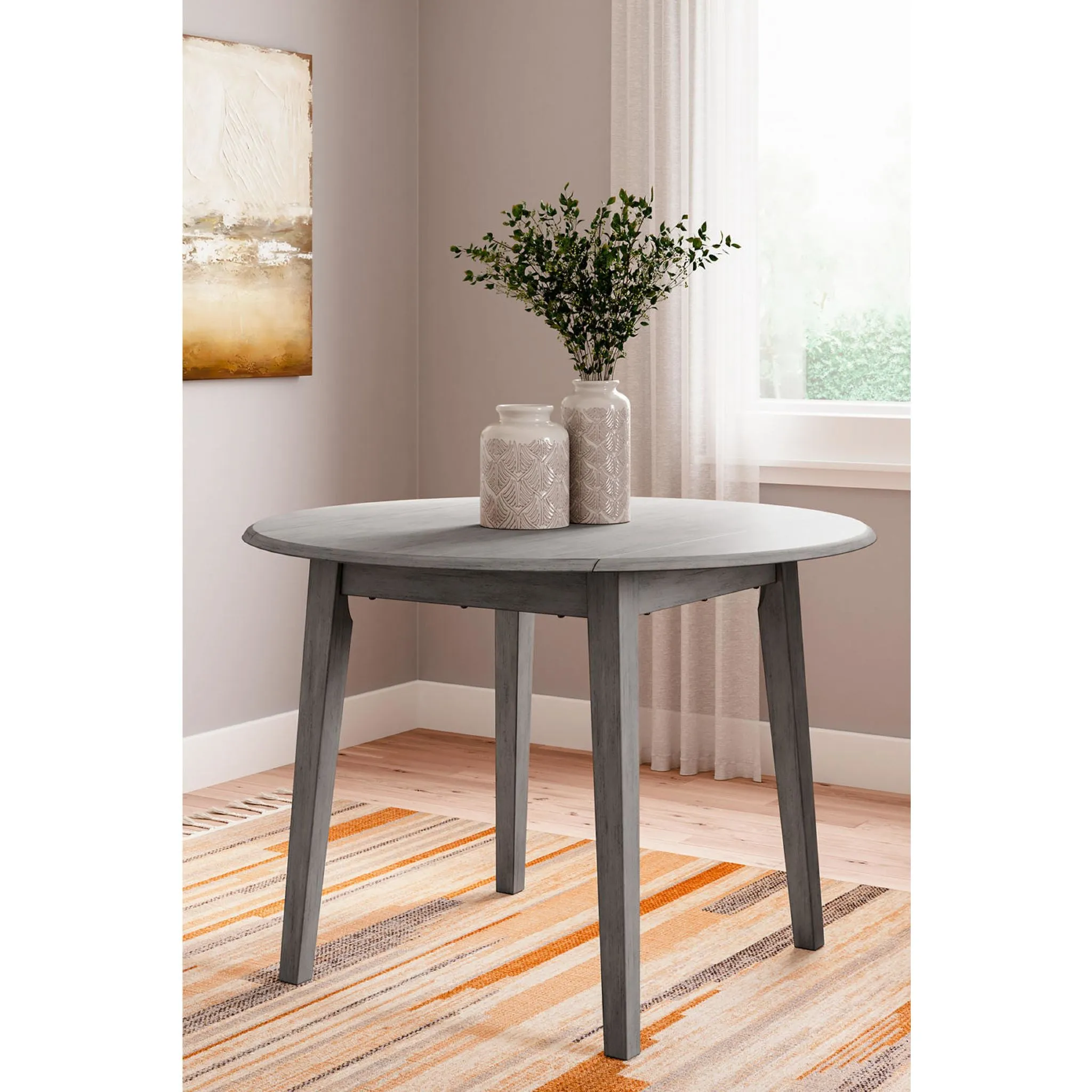 Shullden Dining Set