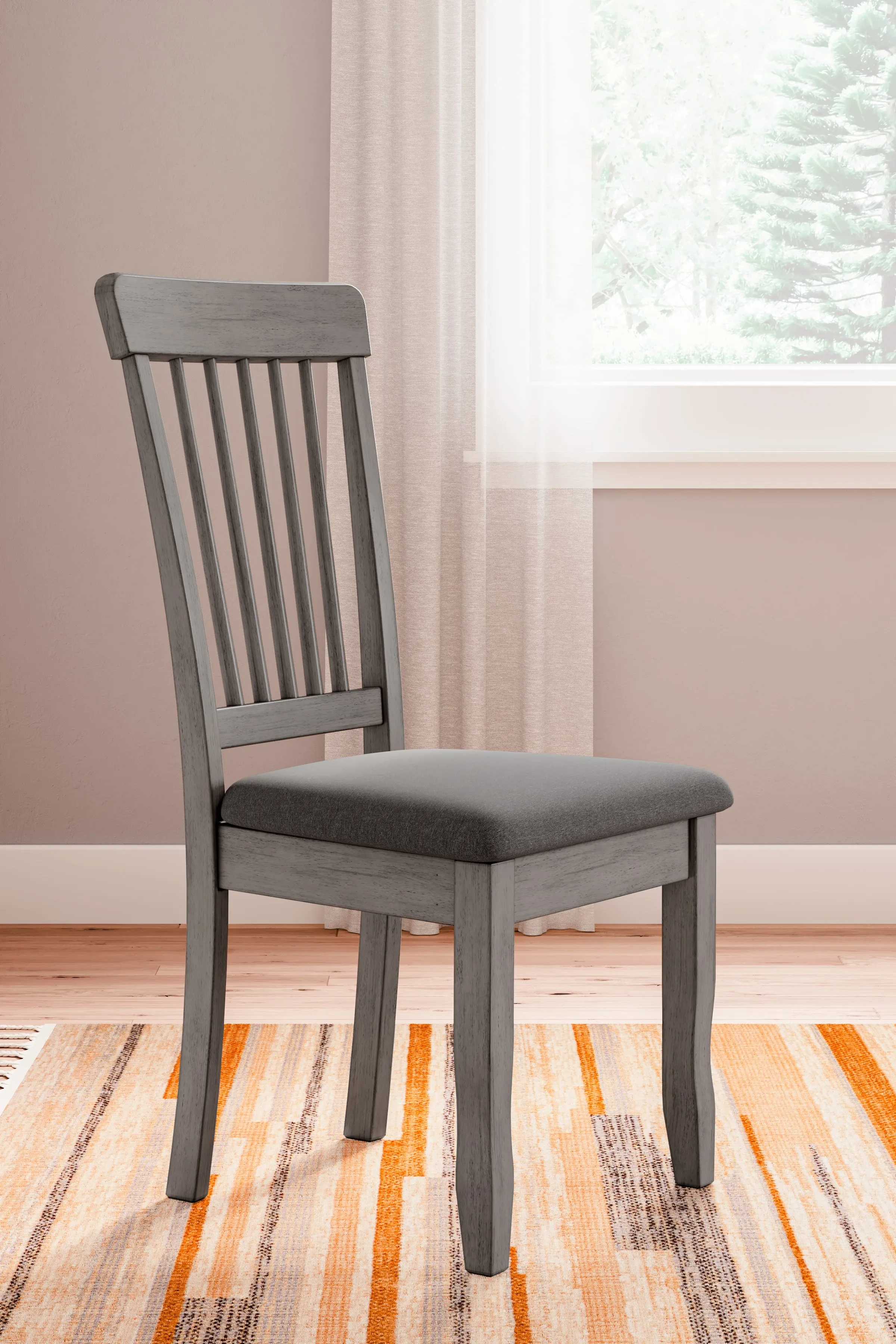 Shullden Dining Table and 4 Chairs in Gray