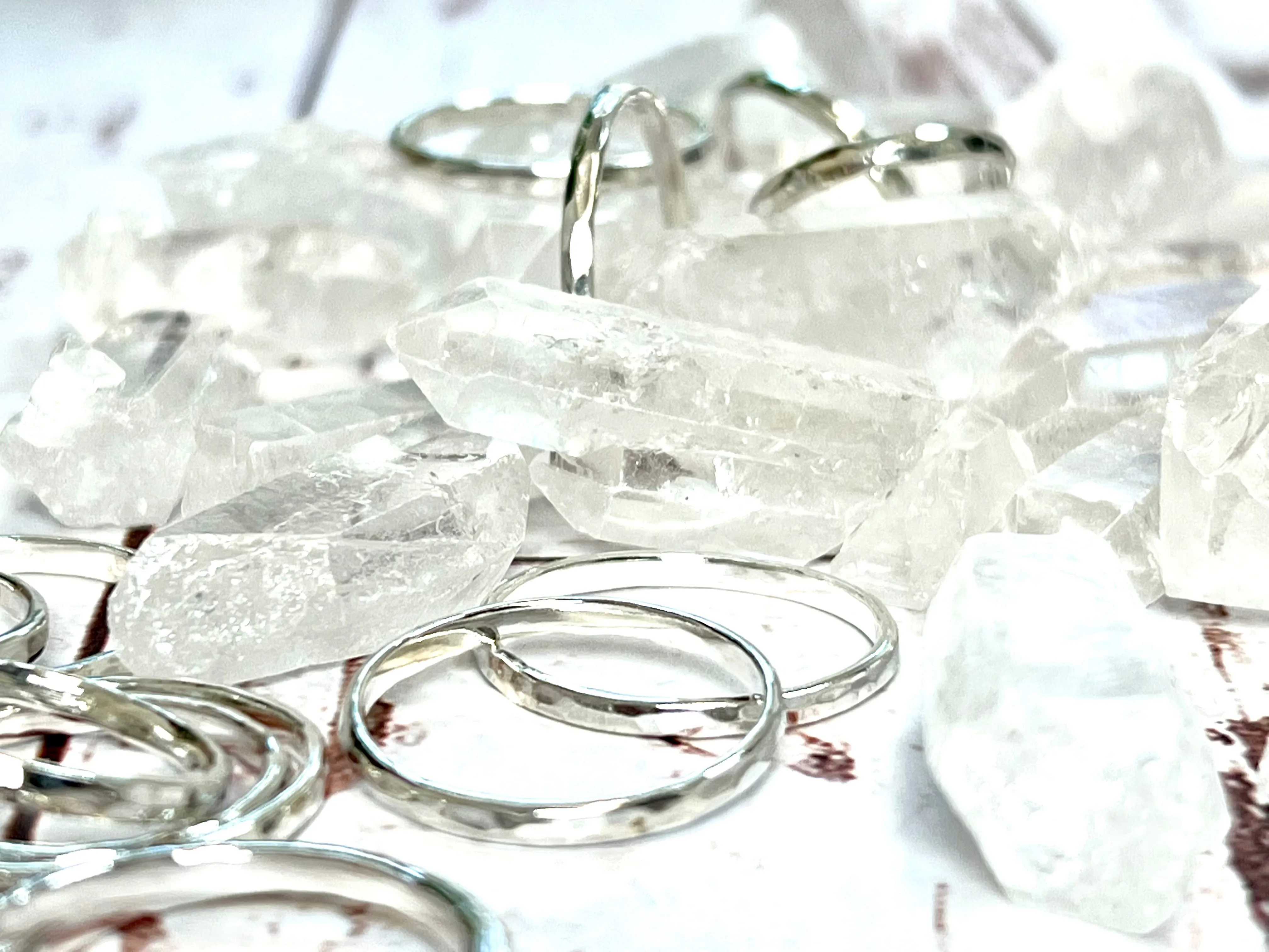 Stylish 2mm Hammered Band